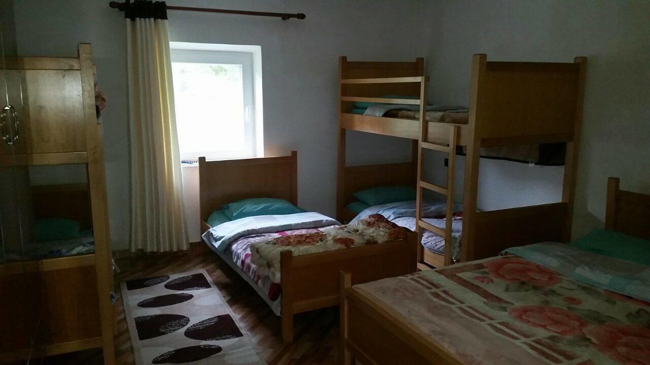 Guesthouse Arben Selimaj Bajram Curri Buitenkant foto